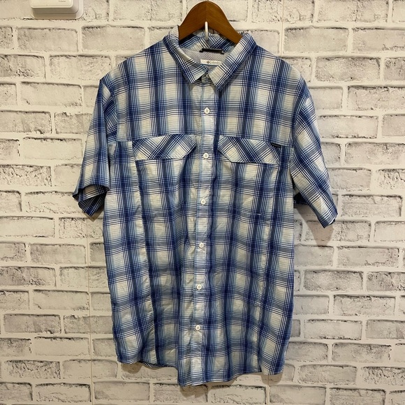 Men’s Columbia short sleeve button down white/blue plaid shirt Size Large - Picture 1 of 4